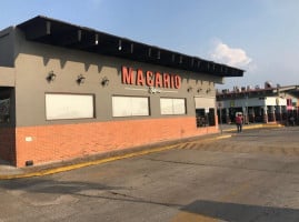 Macario Bbq inside