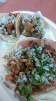 Tacos El Chente inside