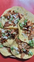 Tacos Los Pioneros food