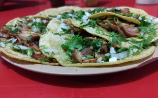 Tacos Los Pioneros food