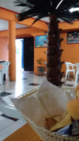 Marisqueria Huatulco inside