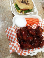 Crazy Wings food