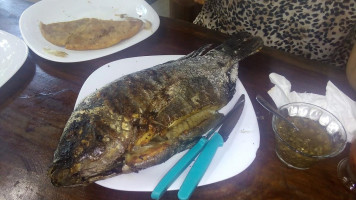 Mojarras food