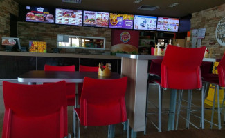 Burger King Plaza Sendero. Vhsa Tab. inside