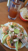 Mariscos El TimÓn food