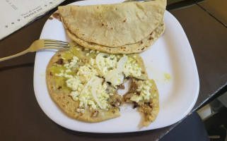 Las Gordas De Doña Ere food