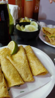 Tacos El Tigre food