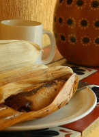 La Candelaria Tamales Y Atoles food