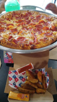 Domino's food