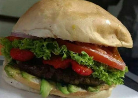 Charly Celes Burgers food