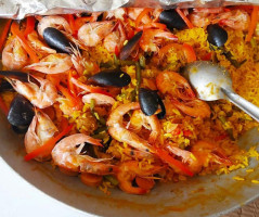 Paella Y Algo Más food