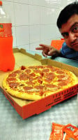 Little Caesars Pizza food