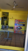 Pizza Sante Fe inside