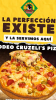 Rodeo Cruzeli's Pizza food