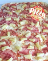 Garcia's Pizza food