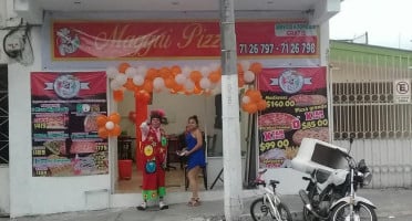 Maggui Pizza food