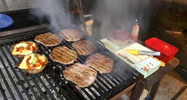 Hamburguesas Al Carbon Don Calamardo food