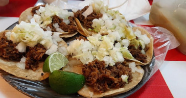 Tacos Bora De Juchipila outside