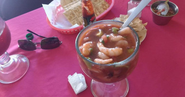 Mariscos El Minero food