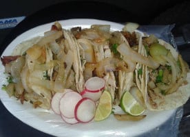 Taqueria Chilango"s food