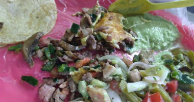 Tacos El Apache food