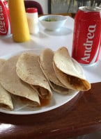 Tacos Y Gorditas El Tecnologico food