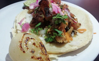 Rr Tacos Grill food