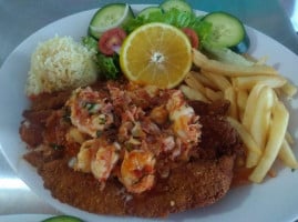 Mariscos Los Compadres food