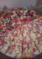 Buena Pizza food