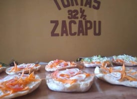 Tortas El 32 1/2 Zacapu food