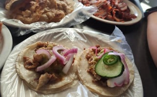 Taqueria Manolo food