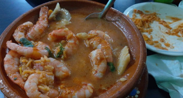 Mariscos Altamar food