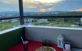 Pizzeria Mirador Del Bosque Centinela food