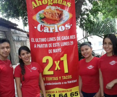 Tortas Ahogadas Carlos food