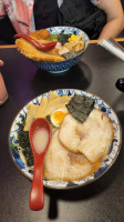 Momotabi Ramen House food