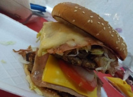 La Cochera Burger food