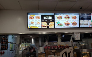 Carl’s Jr. Plaza Alegra food