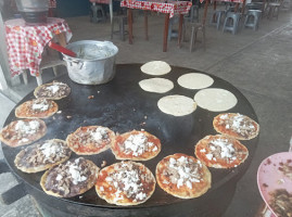 Taqueria Y Barbacoa “tehuixtla” food