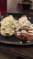 El Sabor De Las Enchiladas food