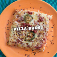 Pizza Bros Las Aguilas food