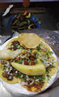 Taquería La Glorieta food