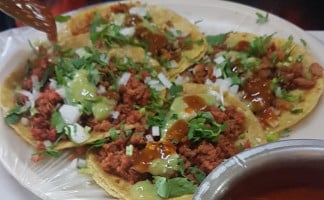 Tacos Los Famosos Gueros food