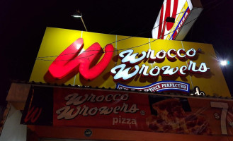 Wrocco Wrowers Pizza food