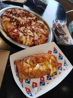 Domino's outside