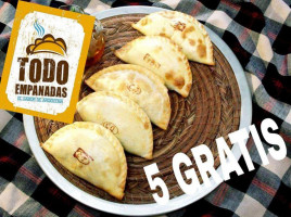 Todo Empanadas Sucursal Solares food