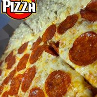 Gordo's Pizza food