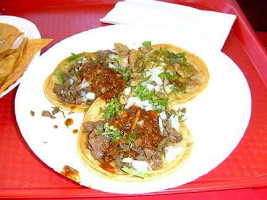 Tacos El Tren food