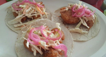 El Muelle Mariscos Y Micheladas food