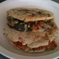 Gorditas Republic food