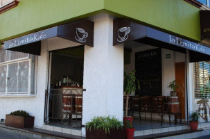 La Ermita Kafe outside